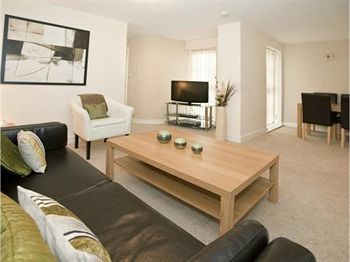 Apartemen Reubens Court And
