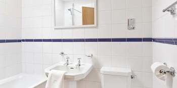Reubens Court And Apartemen York